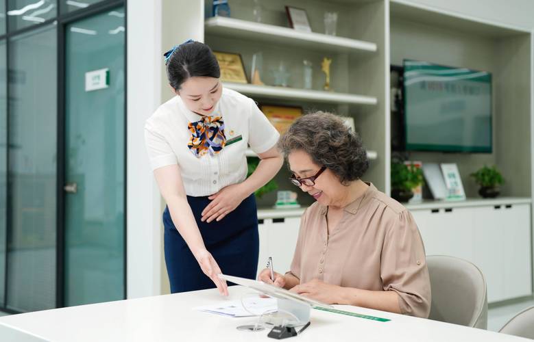 健民医保个人账号余额取现手续费多少啊？这笔费用你要清楚